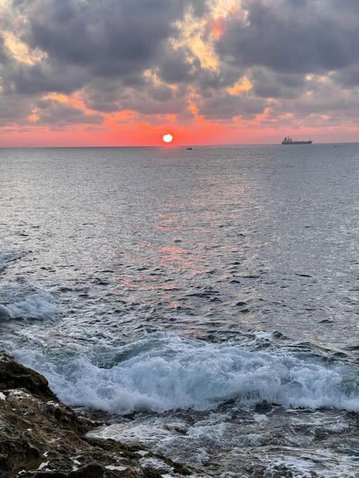 Sunset Apt Modern 1 Bedroom Apt Near The Beach Birżebbuġa Exteriör bild